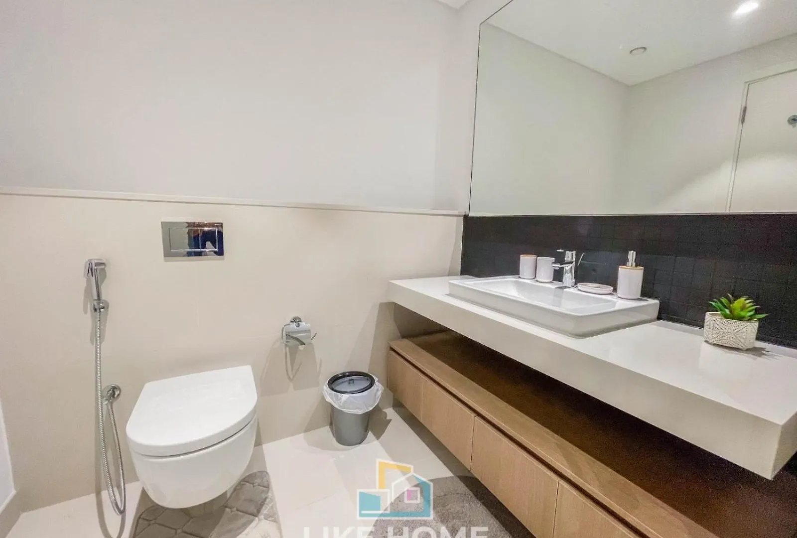 Like Home - 4901 Spacious & Cozy 2Bhk In The Grand Creek Dubai
